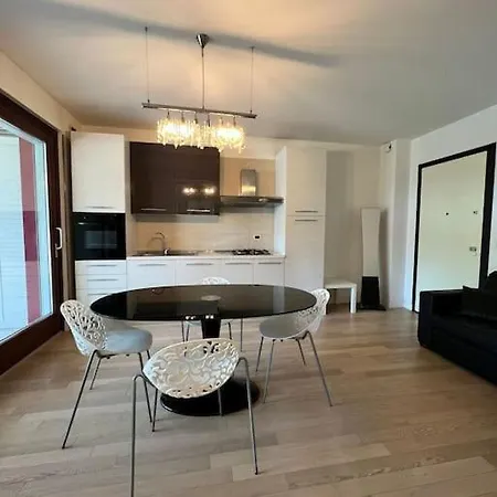 A A Due Passi Dal Mare Apartment
